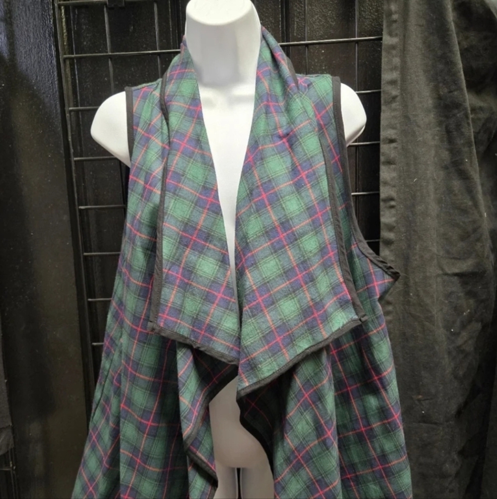 Green Plaid Vest 1X NWOT